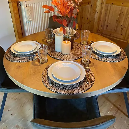 Holiday home Boshuisje Met Veranda & Prive Sauna In Het