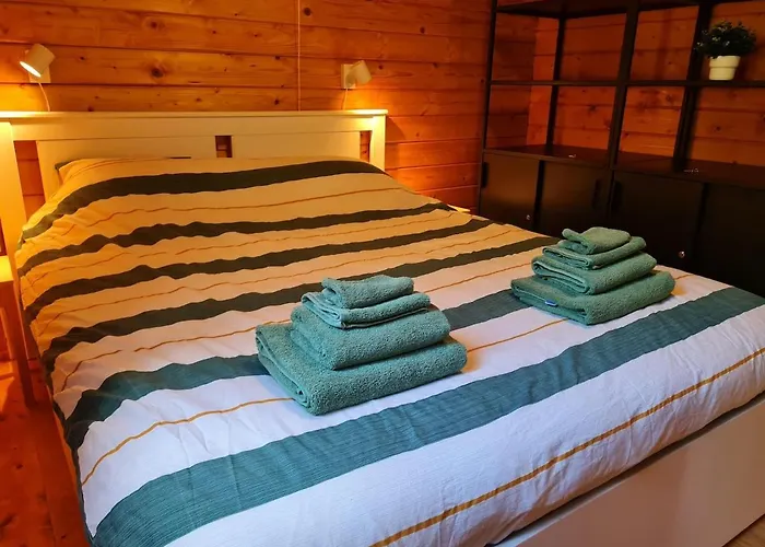 Holiday home Boshuisje Met Veranda & Prive Sauna In Het