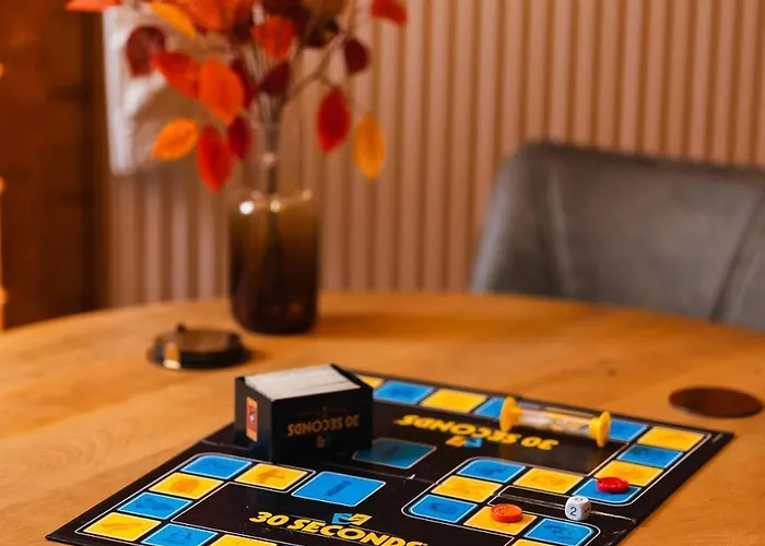 Holiday home Boshuisje Met Veranda & Prive Sauna In Het Diessen